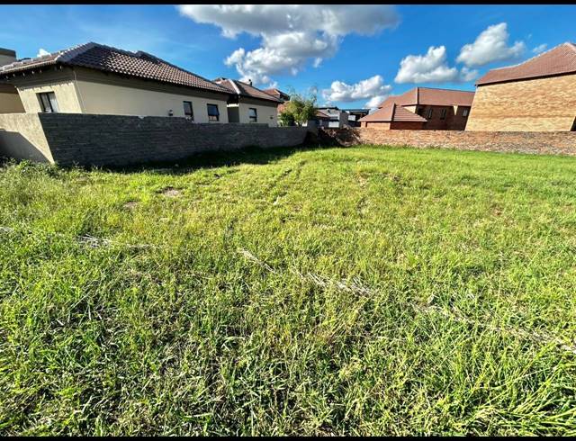 424M² VACANT LAND FOR SALE IN BENDOR